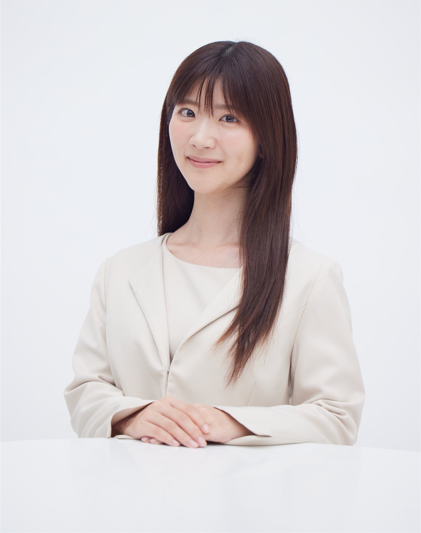 弁護士 越水遥